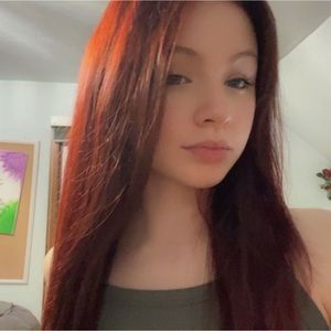 Meet your Posher, Holly